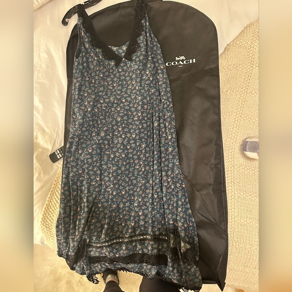 Coach Dresses & Skirts - Floral Coach dress - size 8